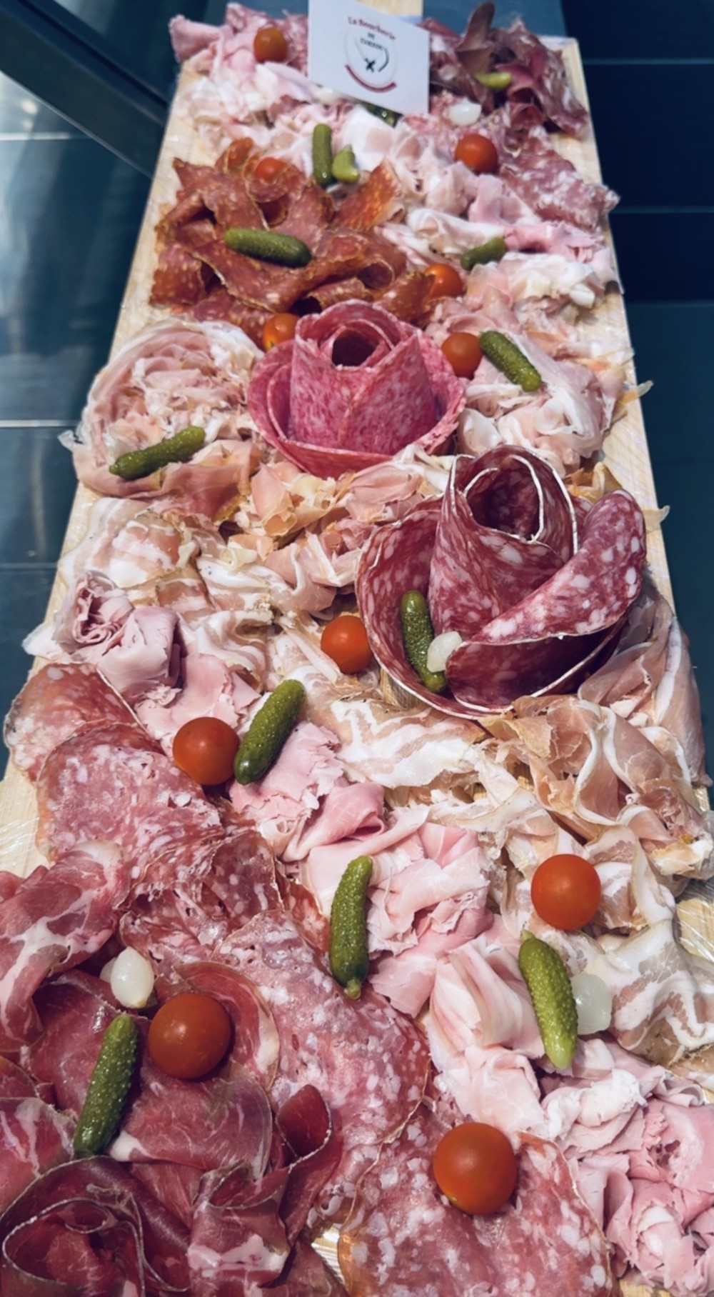 Planche de charcuterie 1m - La Boucherie de l'Arzon